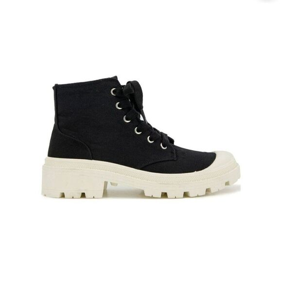 Portland by Portland Boot Company Canvas Lug Sneaker Black Women's Sz 7.5 - Picture 2 of 5